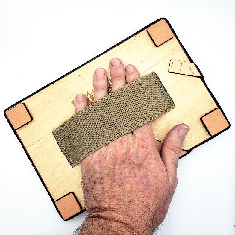 Letter Art Gilder's Cushion